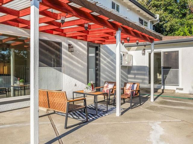 37640 Hyacinth St, Newark, CA 94560