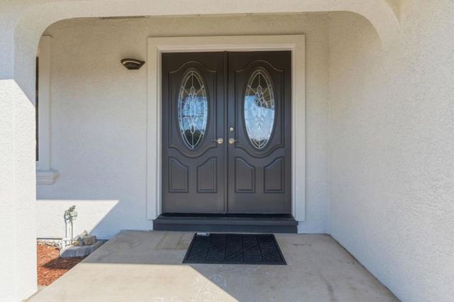 37640 Hyacinth St, Newark, CA 94560