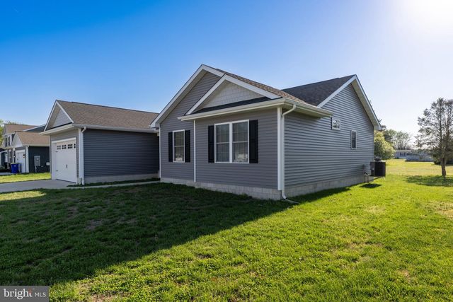 122 PLANTATION DR, Felton, DE 19943