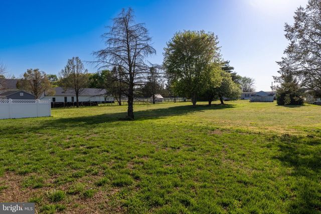 122 PLANTATION DR, Felton, DE 19943