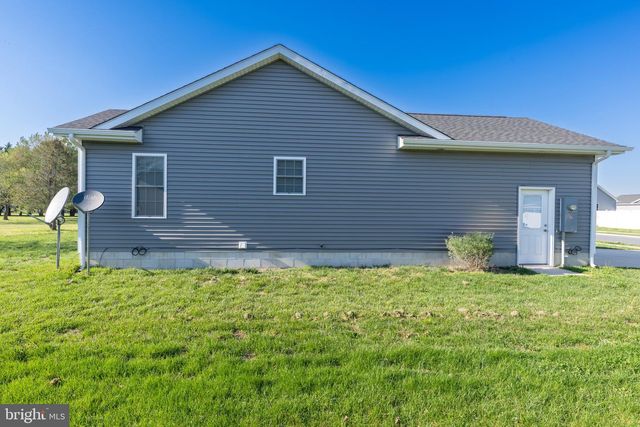 122 PLANTATION DR, Felton, DE 19943