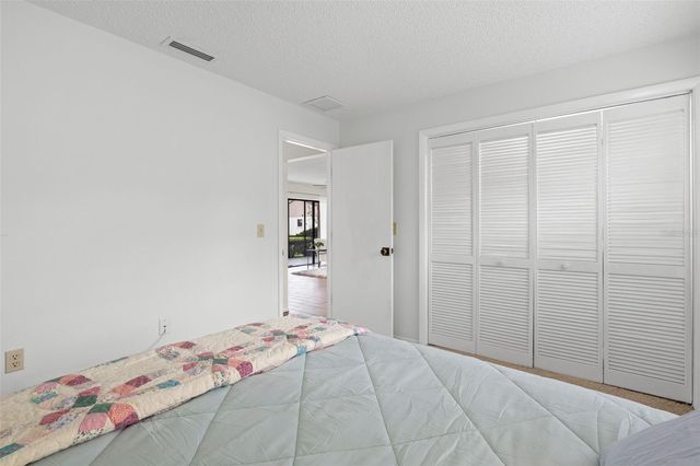 40 SYLVIA PLACE, Oldsmar, FL 34677