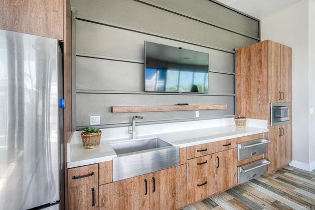 355 N Cleveland Street 307, Oceanside, CA 92054