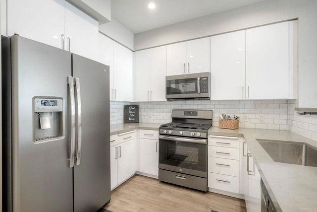 355 N Cleveland Street 307, Oceanside, CA 92054