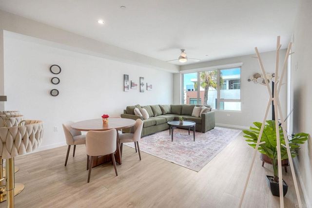 355 N Cleveland Street 307, Oceanside, CA 92054
