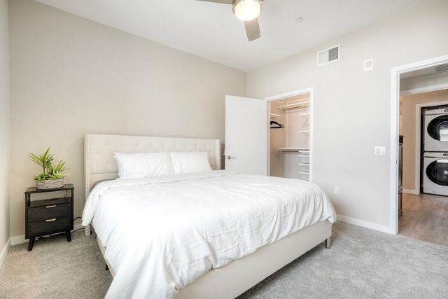 355 N Cleveland Street 307, Oceanside, CA 92054