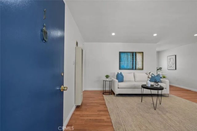 2159 La Canada Crest Drive 1, La Canada Flintridge, CA 91011