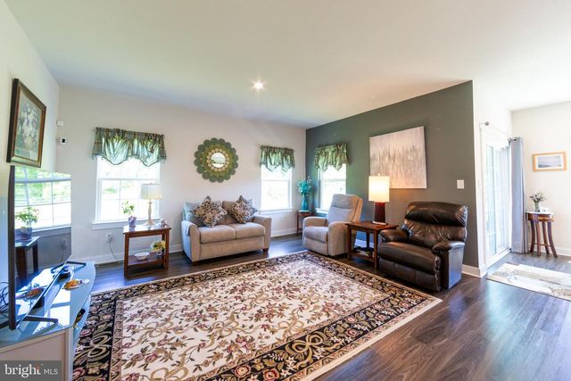 299 LETITIA MANOR DR, West Grove, PA 19390