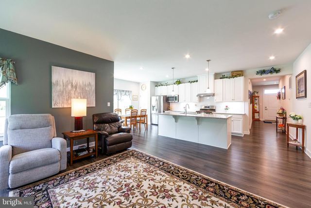 299 LETITIA MANOR DR, West Grove, PA 19390