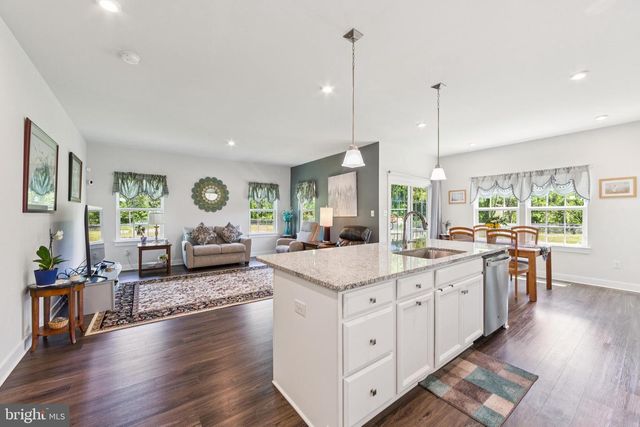 299 LETITIA MANOR DR, West Grove, PA 19390