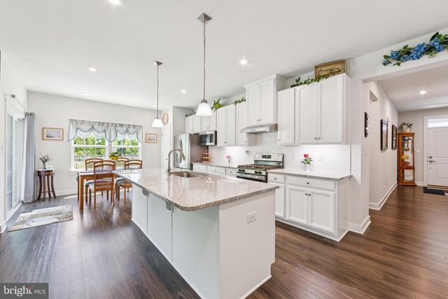 299 LETITIA MANOR DR, West Grove, PA 19390