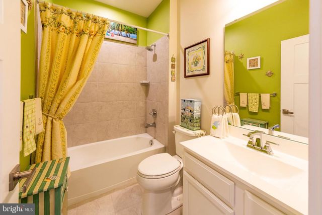 299 LETITIA MANOR DR, West Grove, PA 19390