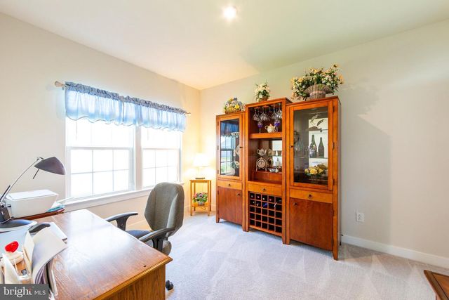 299 LETITIA MANOR DR, West Grove, PA 19390