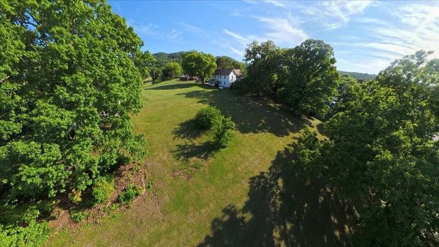 111 Bryan Hill Drive, Tellico Plains, TN 37385