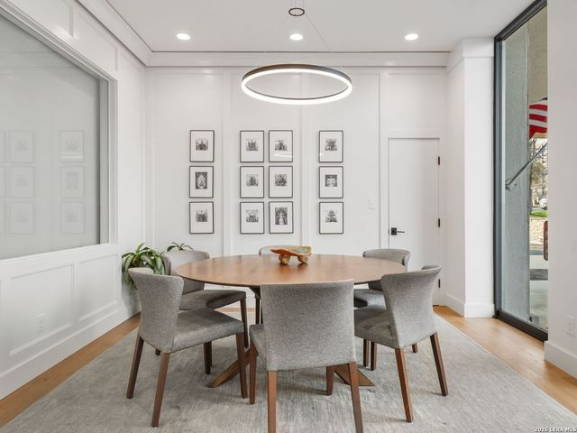 700 E Hildebrand Ave Apt 1204, San Antonio, TX 78212