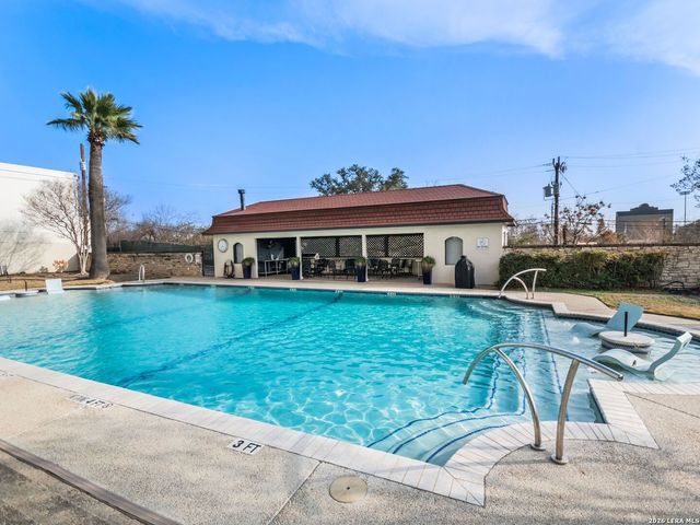 700 E Hildebrand Ave Apt 1204, San Antonio, TX 78212