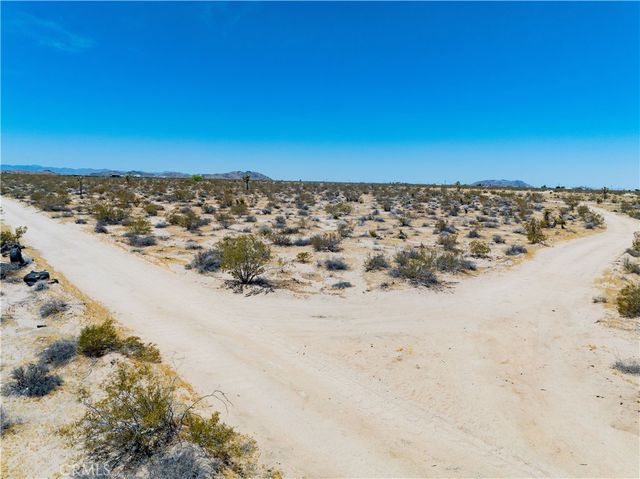 61900 Moonlight Mesa Street, Joshua Tree, CA 92252