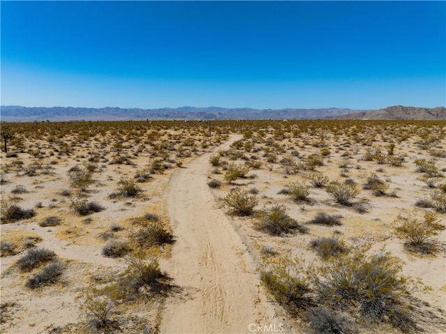61900 Moonlight Mesa Street, Joshua Tree, CA 92252