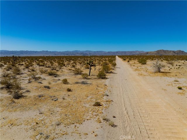 61900 Moonlight Mesa Street, Joshua Tree, CA 92252