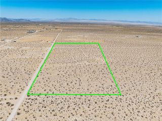 61900 Moonlight Mesa Street, Joshua Tree, CA 92252