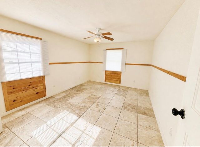 9113 Oak Knoll Lane, Houston, TX 77078