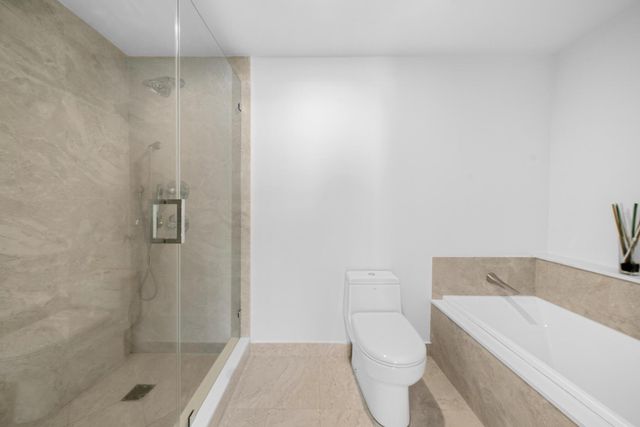 488 NE 18th Street 1905, Miami, FL 33132