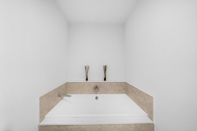 488 NE 18th Street 1905, Miami, FL 33132