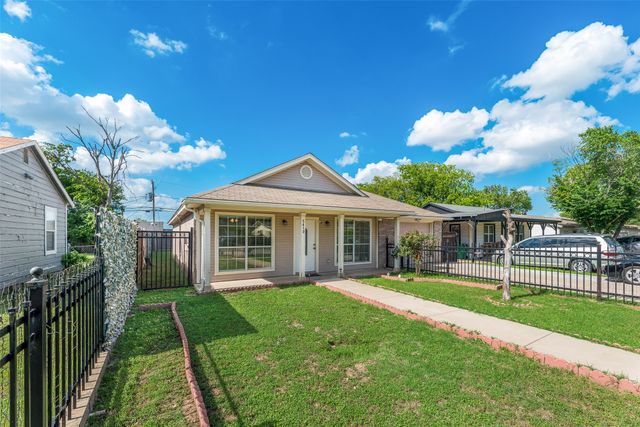 5410 Scoggins Street, Sansom Park, TX 76114
