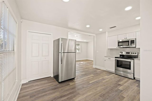 3817 W BAY TO BAY BOULEVARD, Tampa, FL 33629