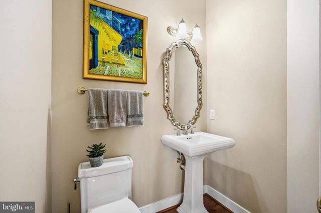 7286 HIGHLAND ESTATES PL, Falls Church, VA 22043