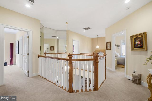 7286 HIGHLAND ESTATES PL, Falls Church, VA 22043