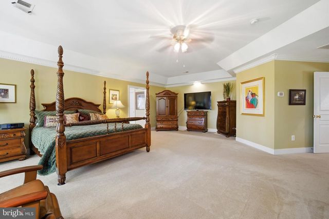 7286 HIGHLAND ESTATES PL, Falls Church, VA 22043