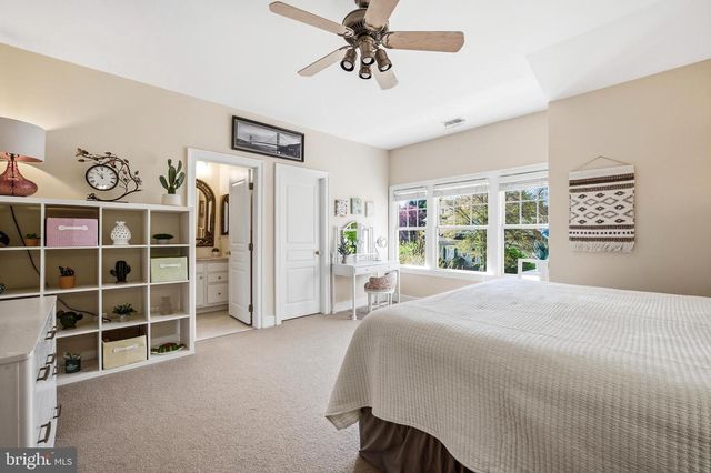7286 HIGHLAND ESTATES PL, Falls Church, VA 22043