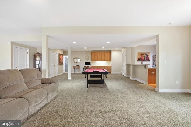 7286 HIGHLAND ESTATES PL, Falls Church, VA 22043