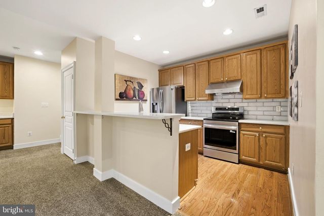 7286 HIGHLAND ESTATES PL, Falls Church, VA 22043