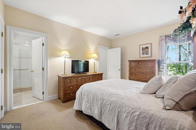 7286 HIGHLAND ESTATES PL, Falls Church, VA 22043
