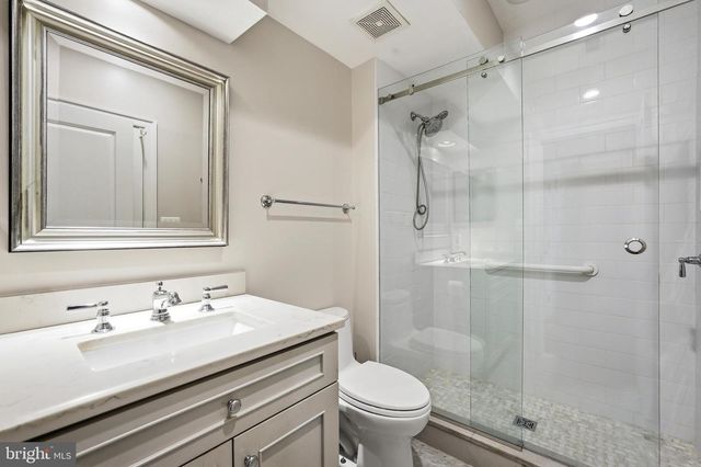 7286 HIGHLAND ESTATES PL, Falls Church, VA 22043