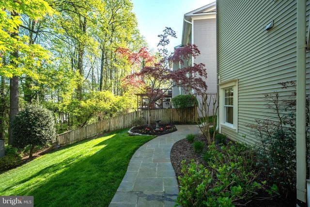 7286 HIGHLAND ESTATES PL, Falls Church, VA 22043