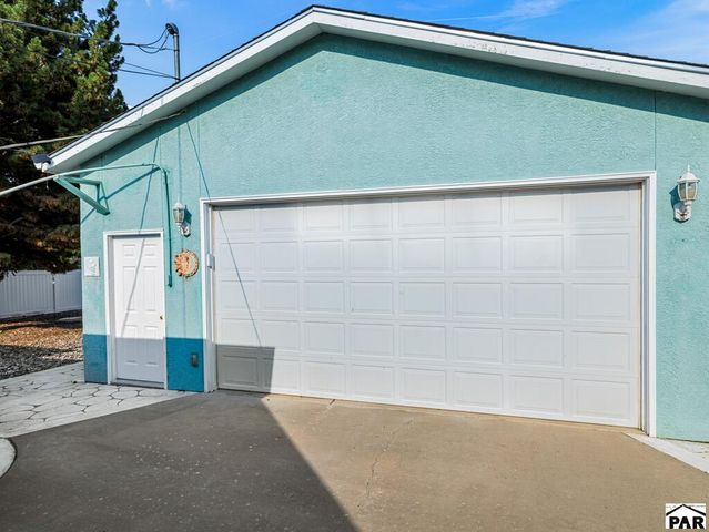 624 Hewitt St, Pueblo, CO 81005