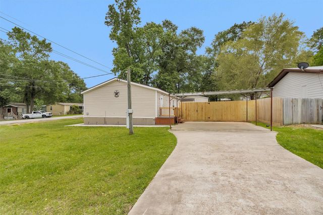 12969 Aspen Way, Willis, TX 77318