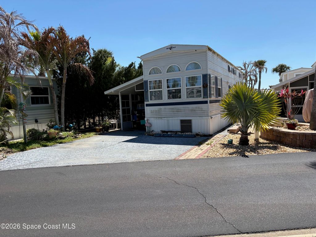 325 Horizon Lane 360, Melbourne Beach, FL 32951