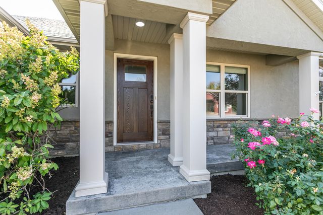 4910 STONE MOUNTAIN PKY, Columbia, MO 65201