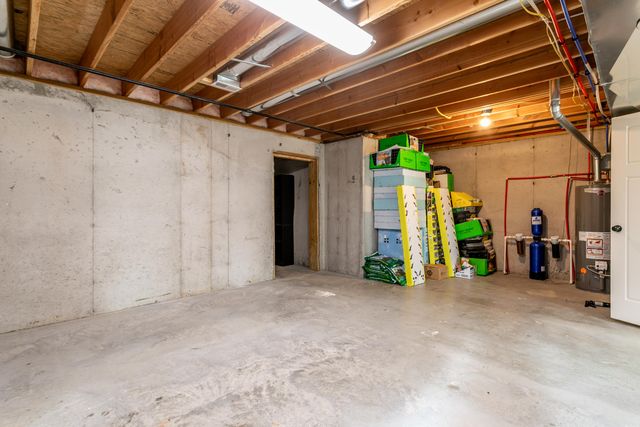 4910 STONE MOUNTAIN PKY, Columbia, MO 65201