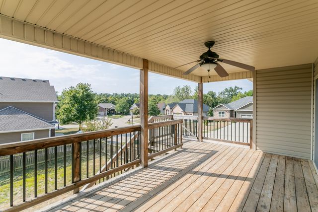 4910 STONE MOUNTAIN PKY, Columbia, MO 65201