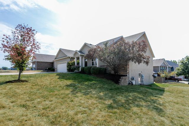 4910 STONE MOUNTAIN PKY, Columbia, MO 65201