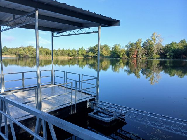 4910 STONE MOUNTAIN PKY, Columbia, MO 65201