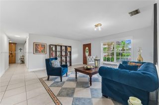 13200 SW 43rd St, Miami, FL 33175