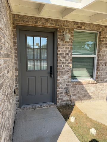 501 E 15th Street, Bonham, TX 75418