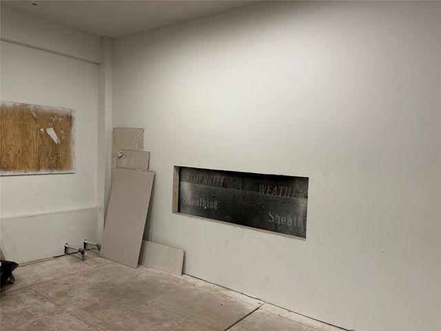 560 E 9TH Street, Erie, PA 16503