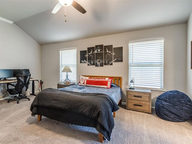 3915 Abingdon Drive, Norman, OK 73026